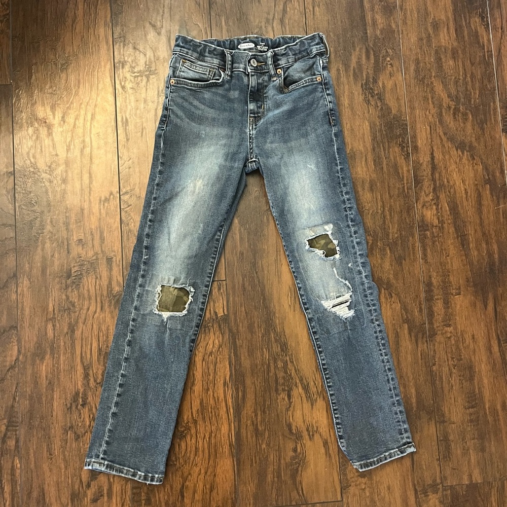 Boys Old Navy Slim Distressed Jeans with Camo Patches size 10